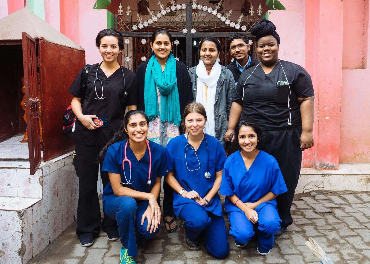 Medical & Healthcare Volunteer Abroad Groups